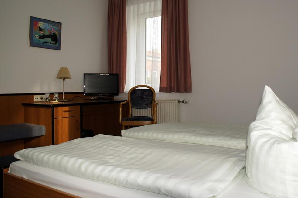 Landhotel Pagram-Frankfurt/Oder Frankfurt  Екстер'єр фото